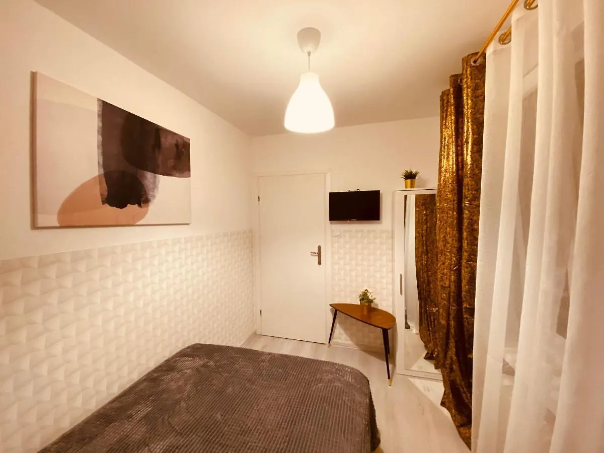 Clicktheflat Wokalna Apart Rooms Варшава Польша