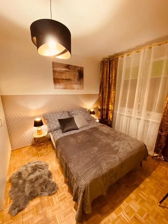 Clicktheflat Wokalna Apart Rooms Warszawa